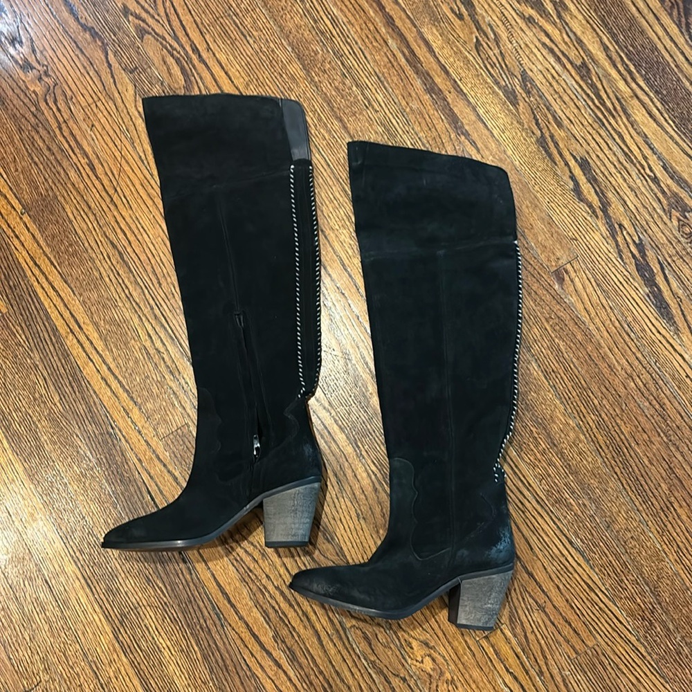 Coconuts by Matisse over the knee boots